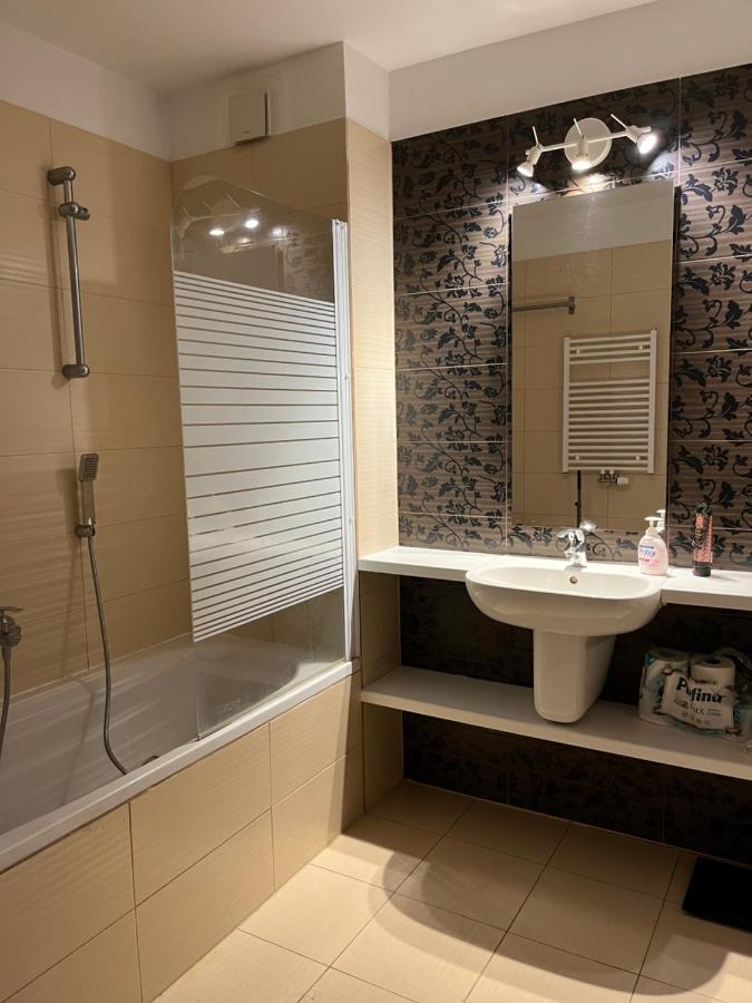 Apartament 2 Camere Nordului Bukarest Kültér fotó